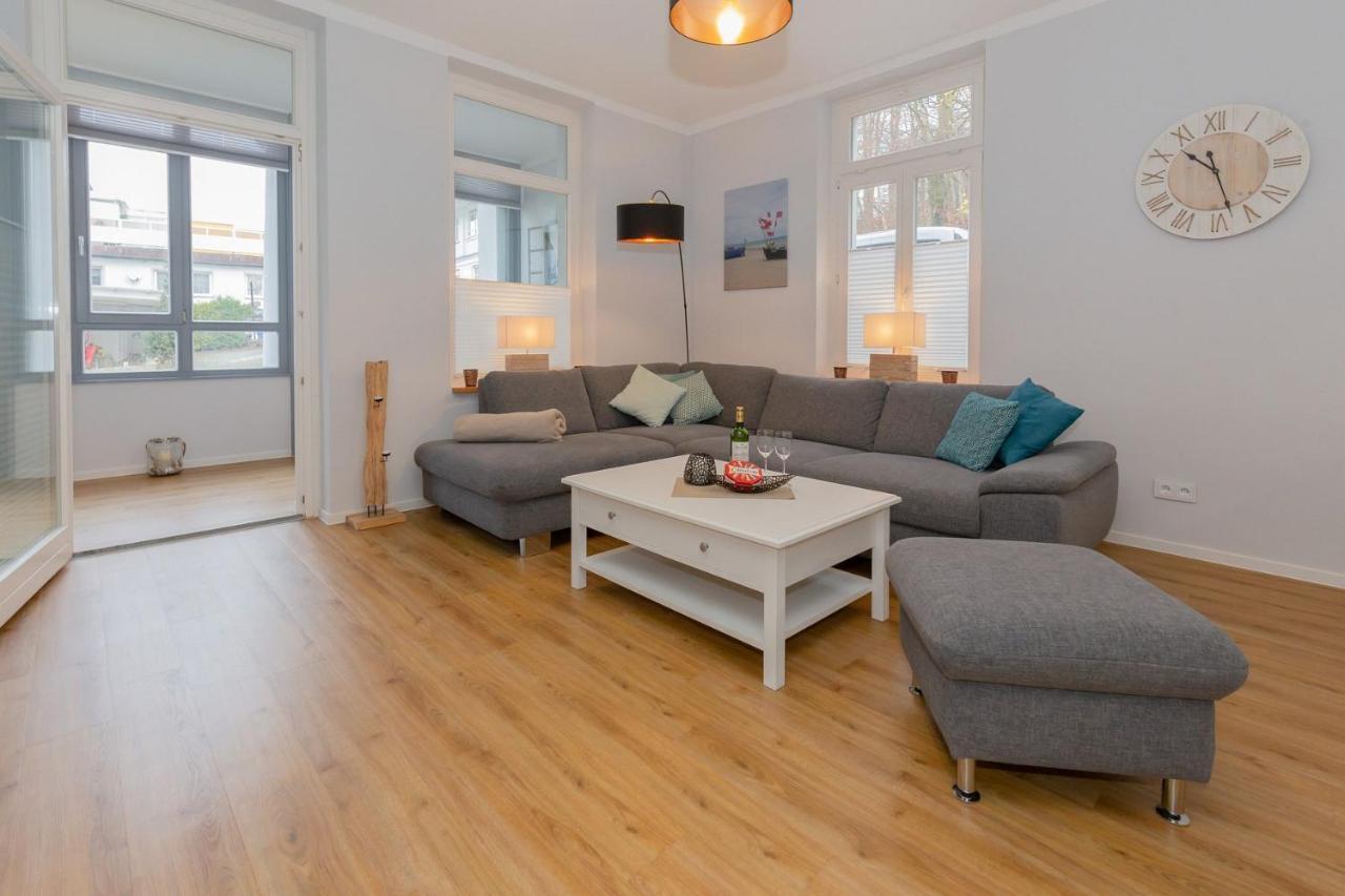 Ferienwohnung Muschelsucher ゼリン エクステリア 写真